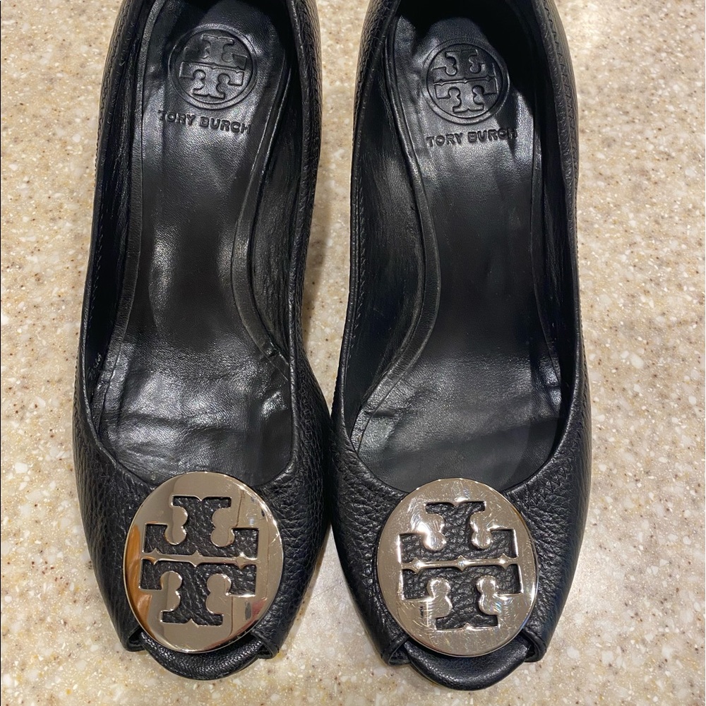 Tory Burch Peep Toe multibrand wedges.